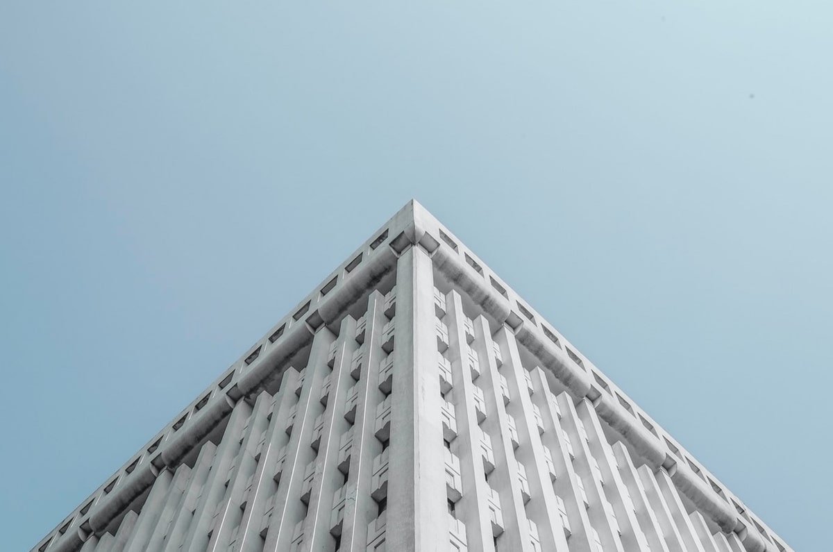 执教勒沃库森闯荡德甲，滕哈赫能否“东山再起”？